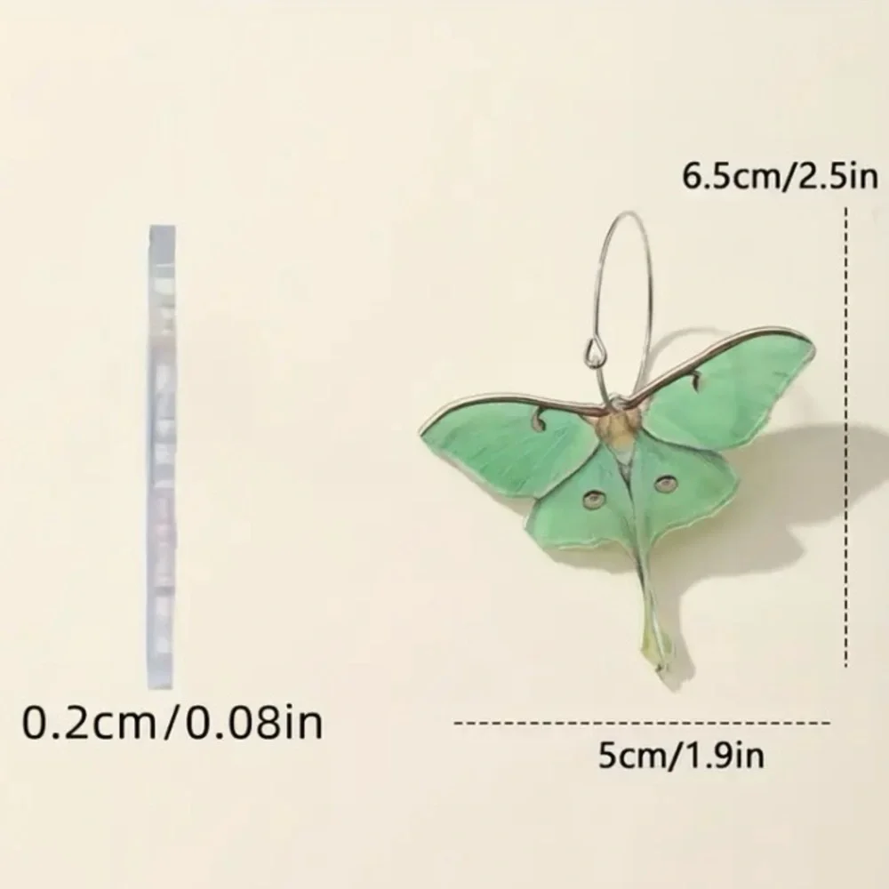 ✨ModCloth Soren Luna Moth Acrylic Earrings - Picture 4 of 5